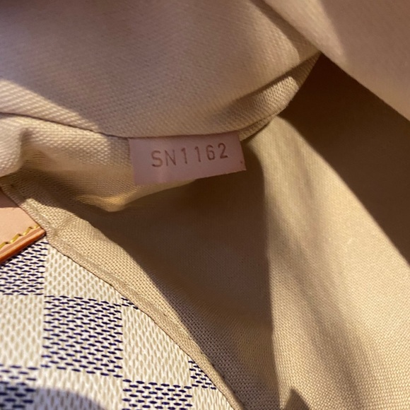 Pre-loved authentic LV FIGHERI DAMIER AZUR PM. - Picture 8 of 14